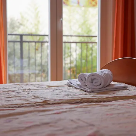 Baresic Apartamento *