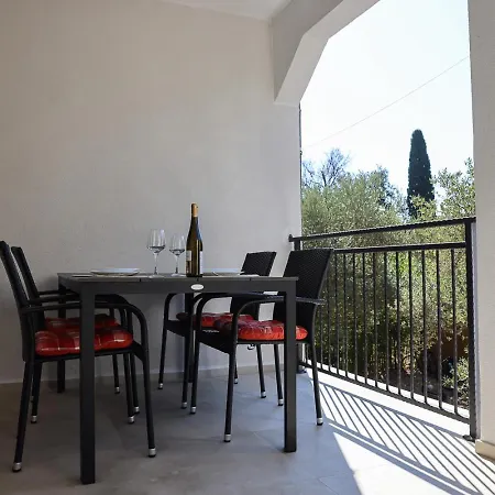 Baresic Apartamento