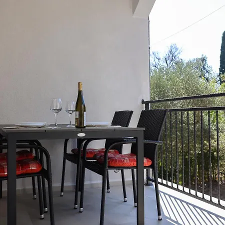 Apartamento Baresic Pakoštane